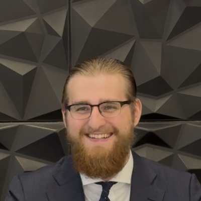 Damon Reiners, Kundenberatung
