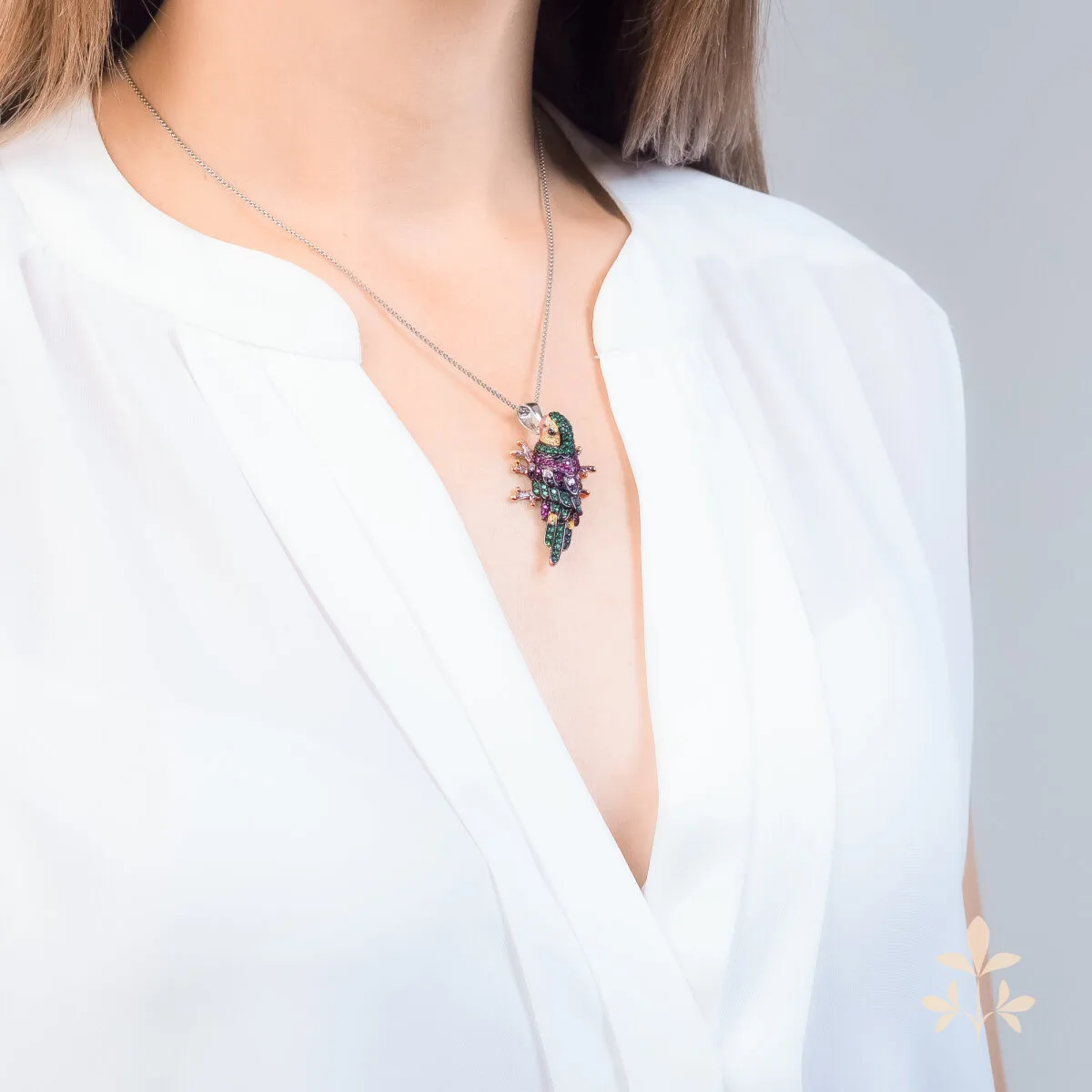 At the time Antoine parrot pendant SZA-3990-254
