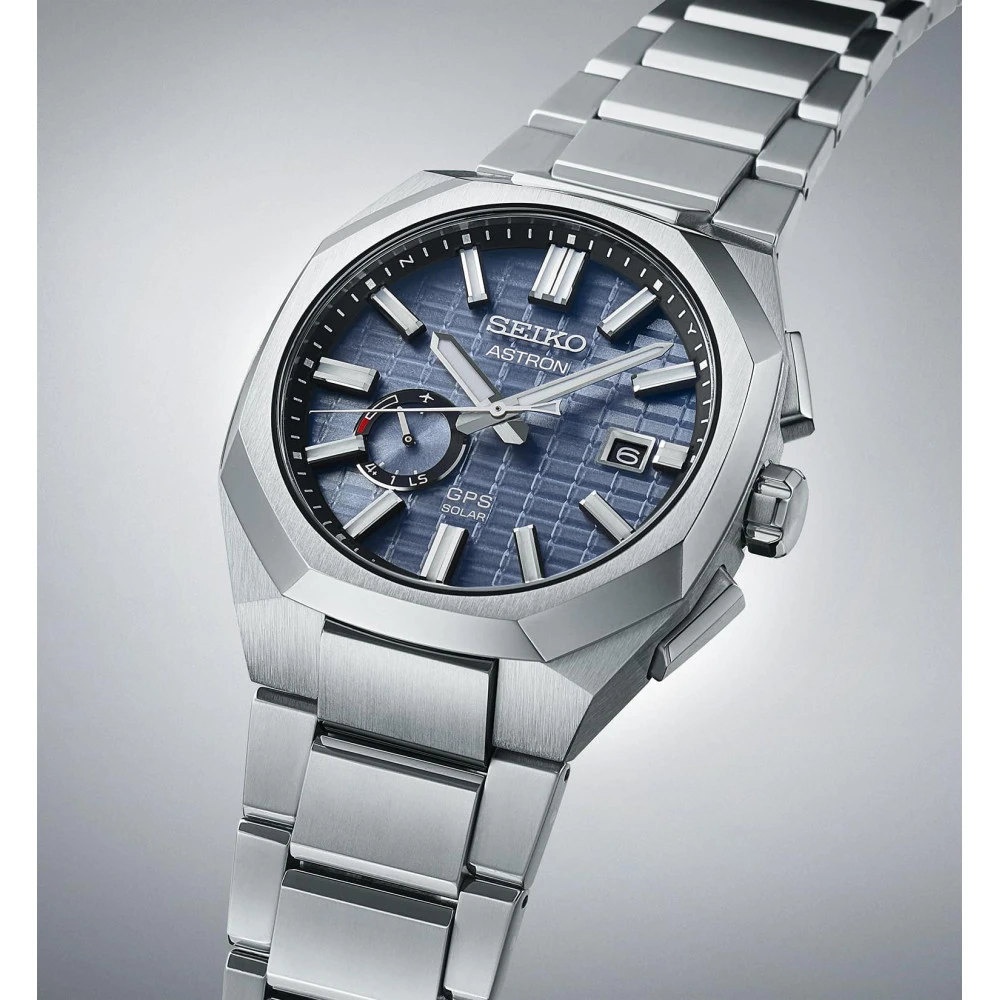Seiko Astron SSJ013J1 men's watch