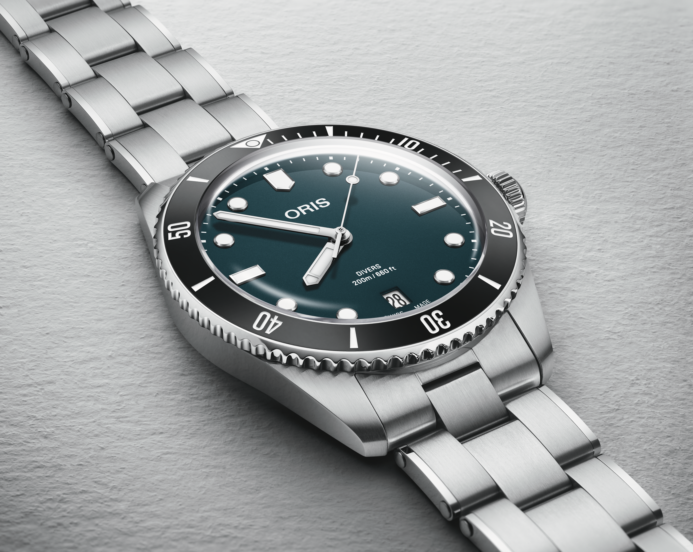Oris Divers Date Automatic unisex watch , 01 733 7795 4055-Set