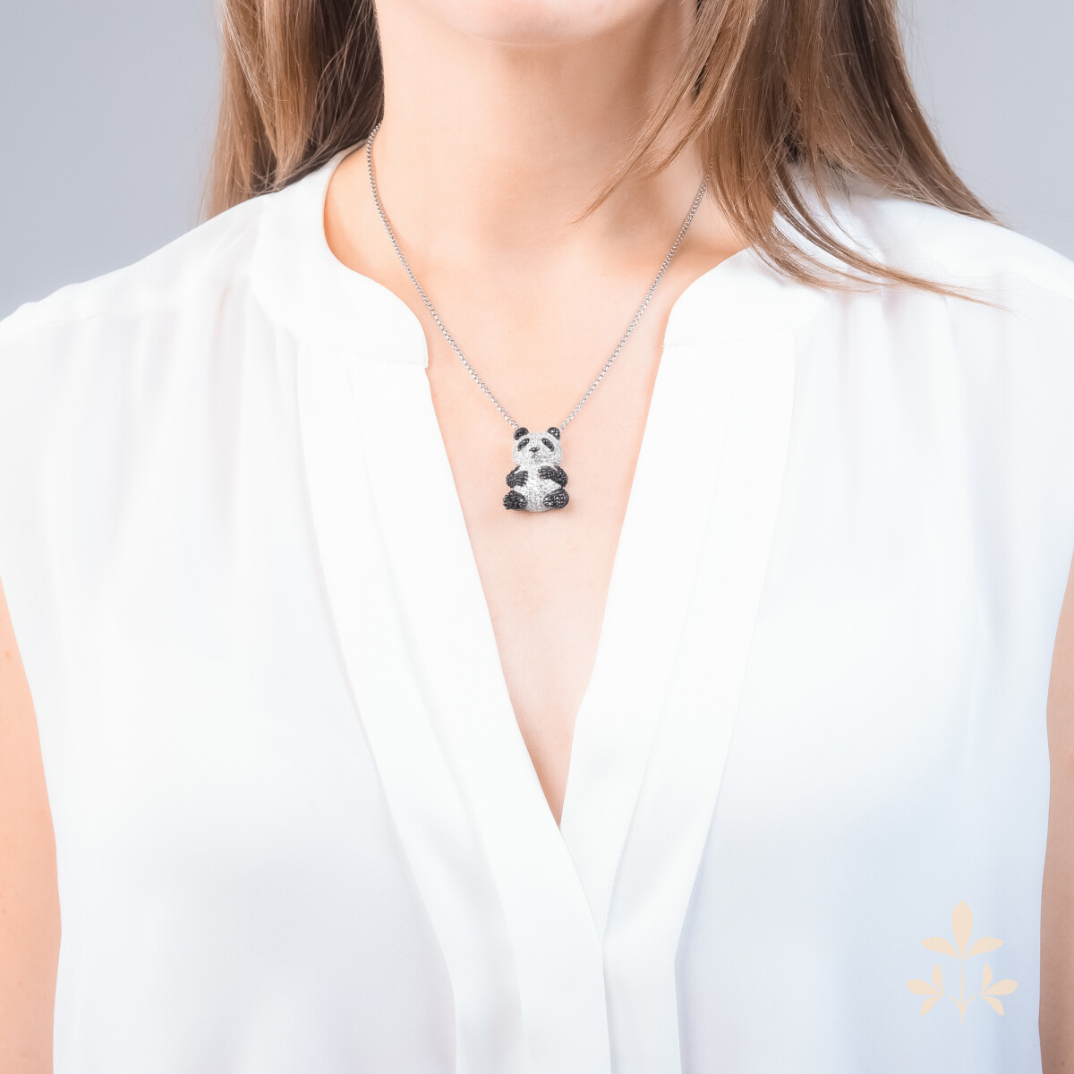 At the time Tao Panda pendant SZA-3990-196