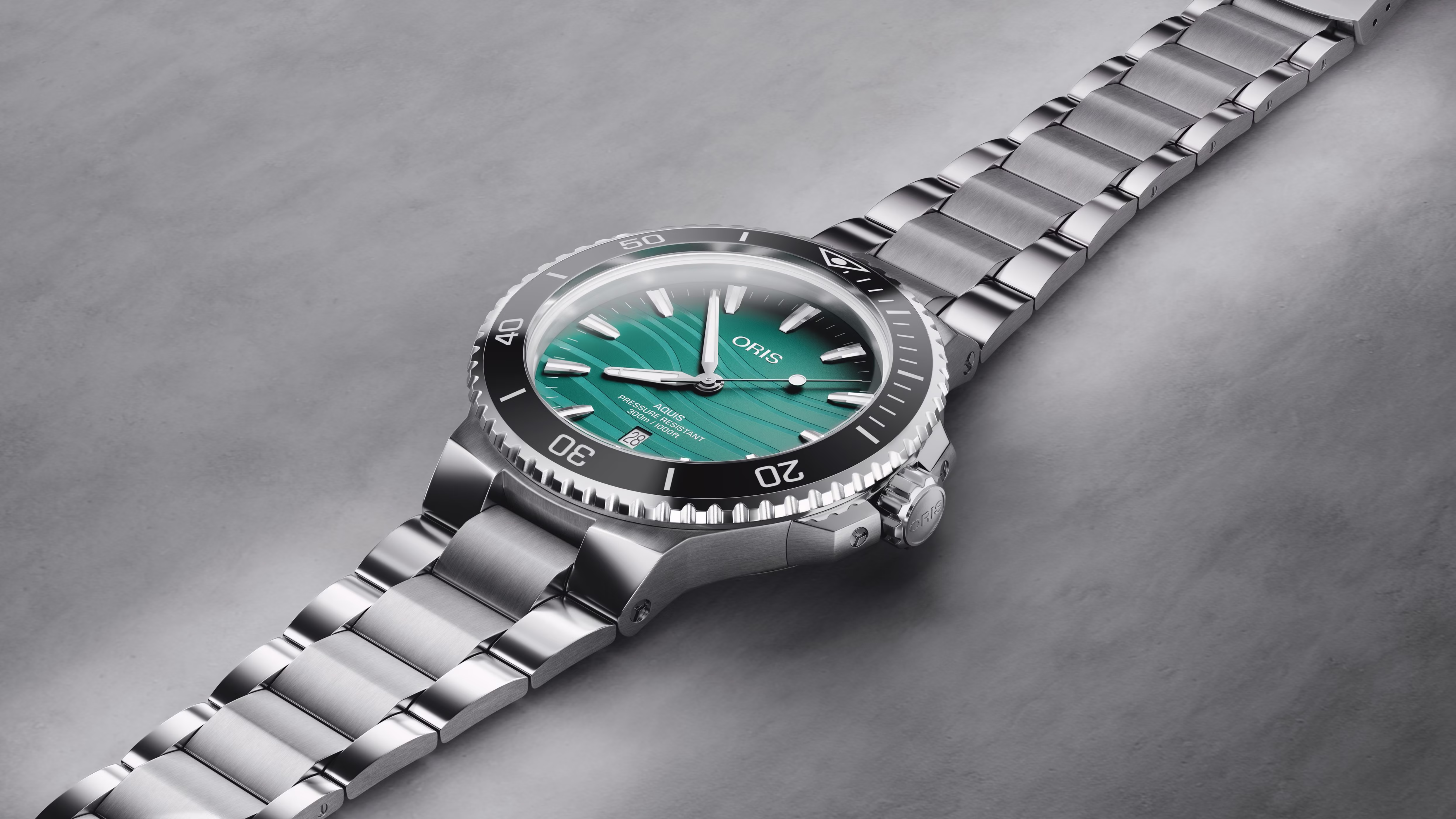 Oris Equis, Yangtze Jiangtun Limited Edition, 43.50mm Men's Watch 01 733 7789 4197 Set
