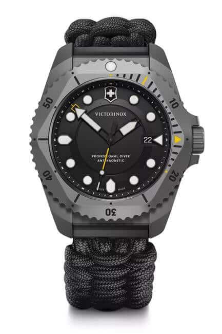 Victorinox Dive Pro Quartz Three hands Titanium men's watch 241993.1