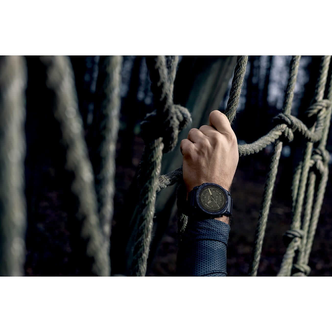 Garmin tactix 7 AMOLED Edition men's watch with nylon strap and silicone strap 010-02931-01