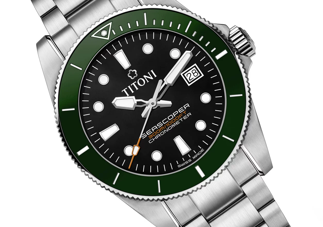 Titoni Seascoper 300 men's watch 83300 S-GN-702