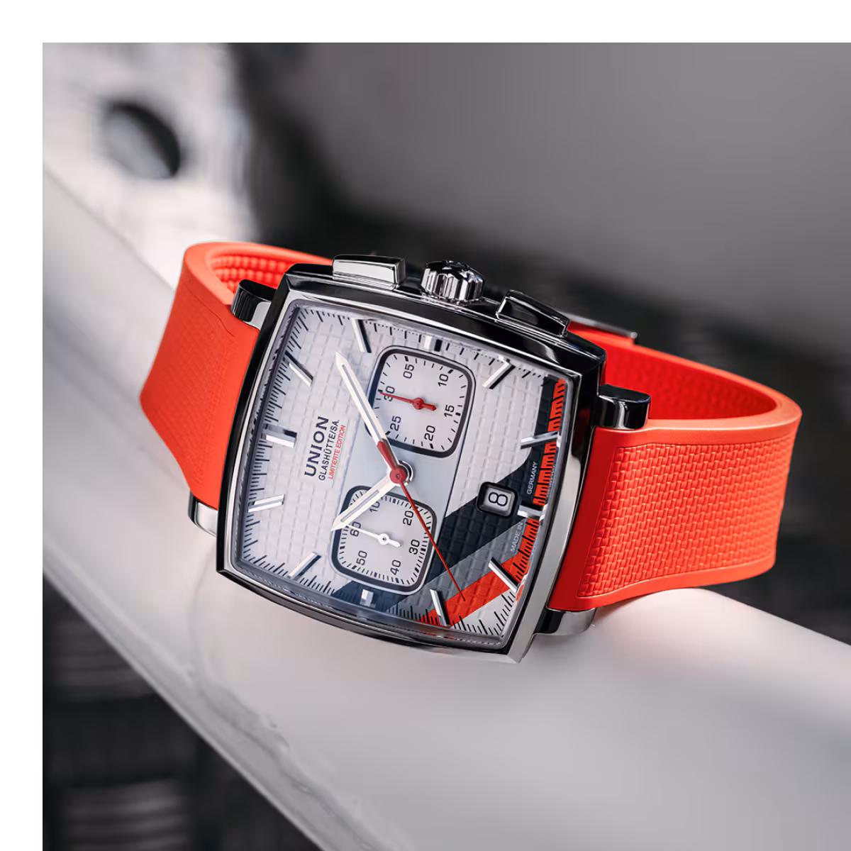 Union Glashütte Averin Chronograph Limited Edition Sachsen Classic, 41 x 41 mm, Limited Edition of 350 pieces Men's watch D015.527.17.011.09