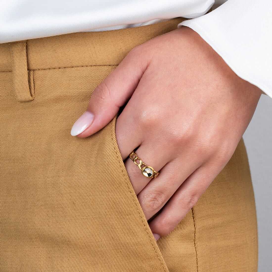 Melano Friends Twisted Tessa Ring Size 56, TR34
