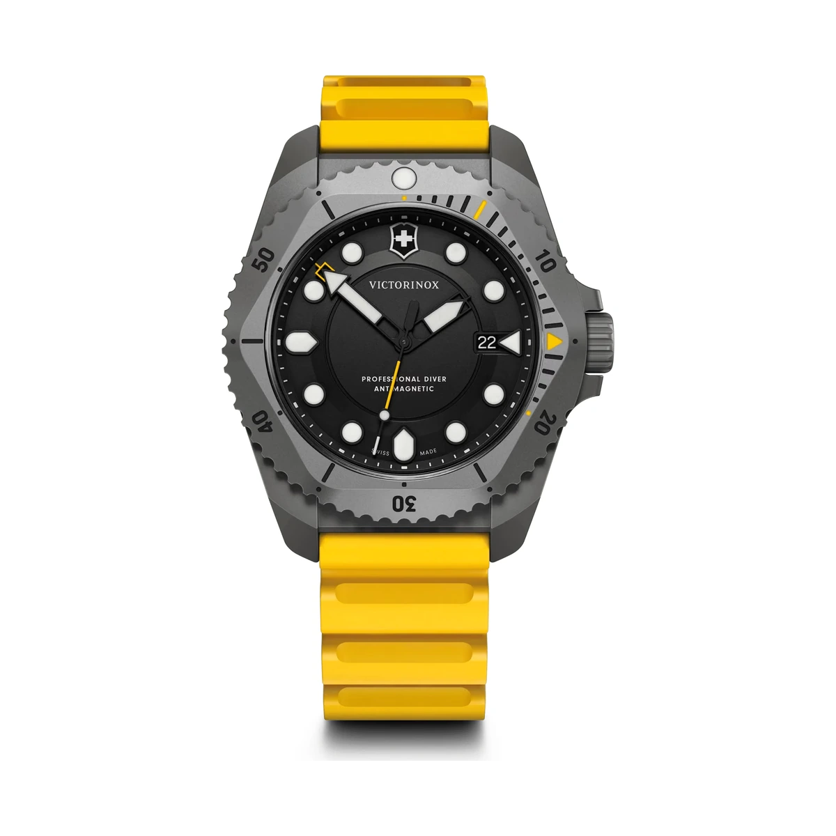 Victorinox Dive Pro Quartz Three hands Titanium men's watch 241992