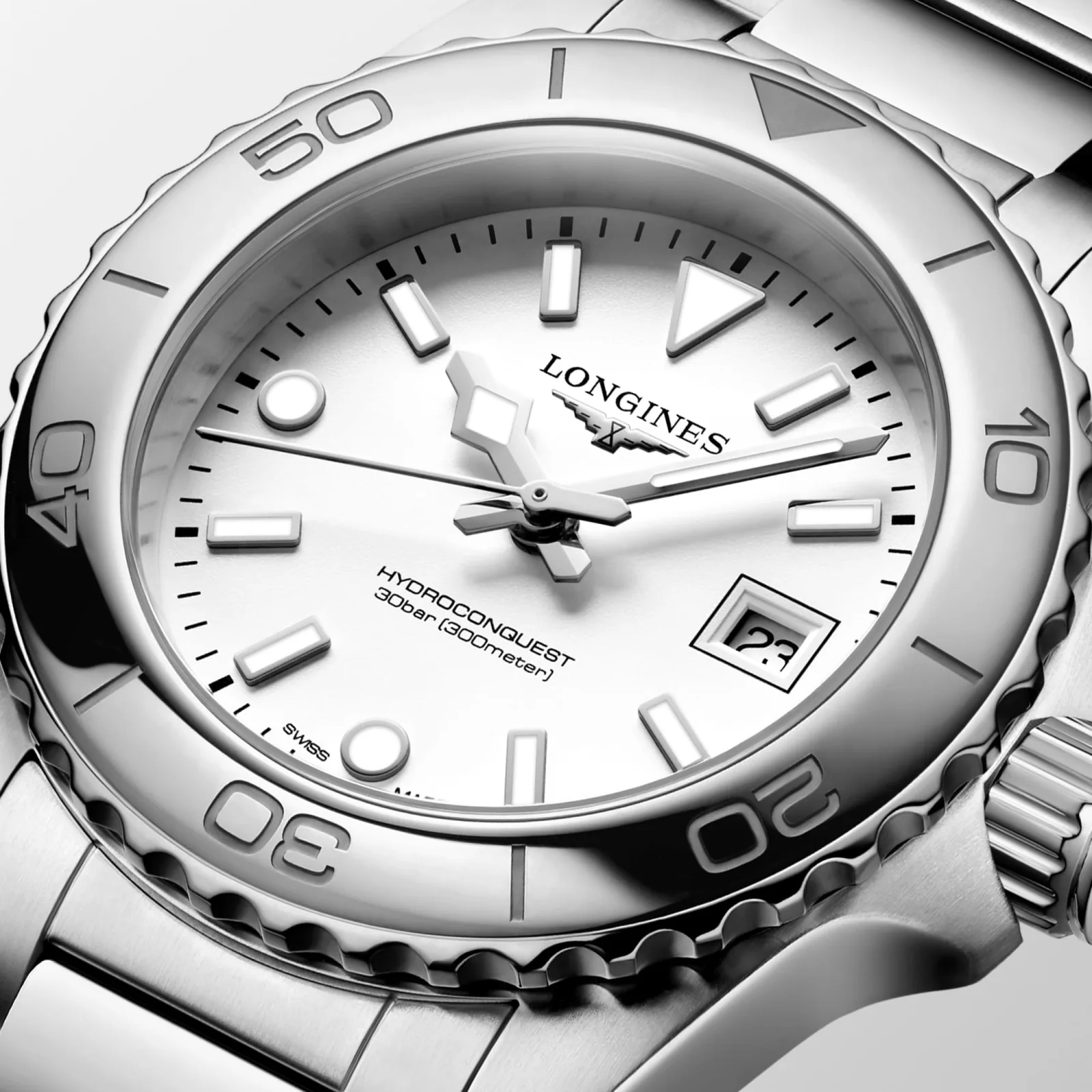 Longines HydroConquest Weiß steel bracelet 30 mm Women’s Watch L3.369.4.12.6