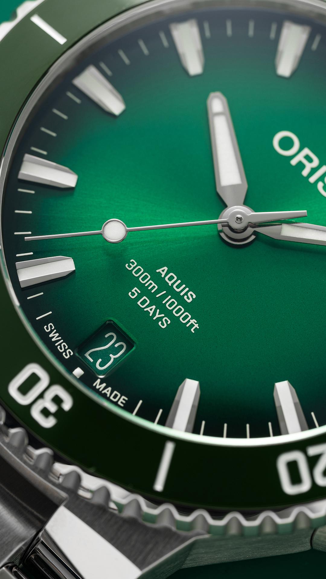 Oris men's watch Aquis 01 400 7790 4157-07 8 23 02PEB