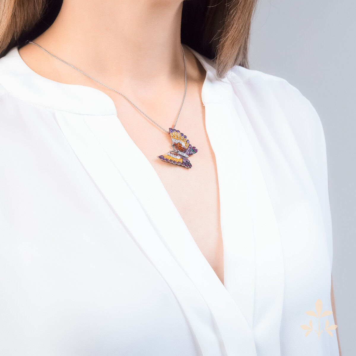 Back then Grace Butterfly Pendant SZA-3990-110