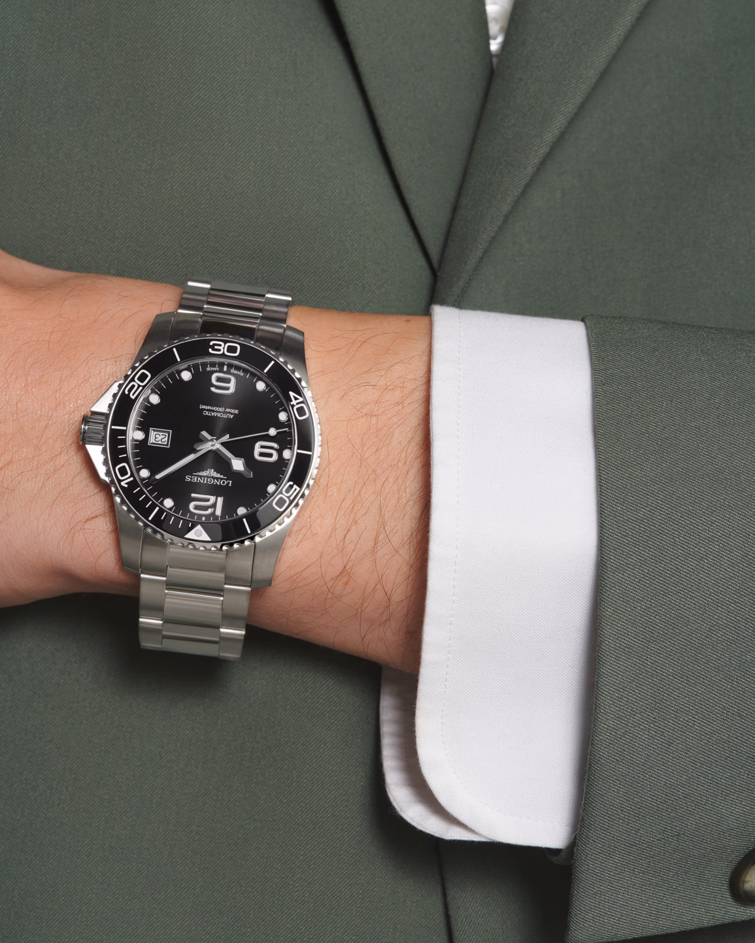 Longines HYDROCONQUEST - L3.781.4.56.6 Automatic watch, Ø 41.00 mm, stainless steel and ceramic bezel, men's watch L3.781.4.56.6