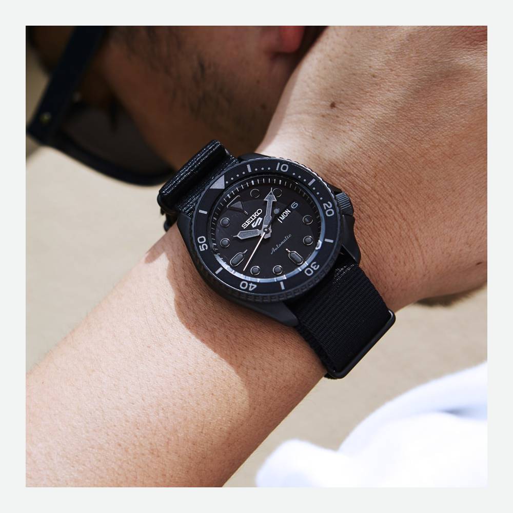 Seiko 5 Sports Style Automatic Men's Watch SRPD79K1