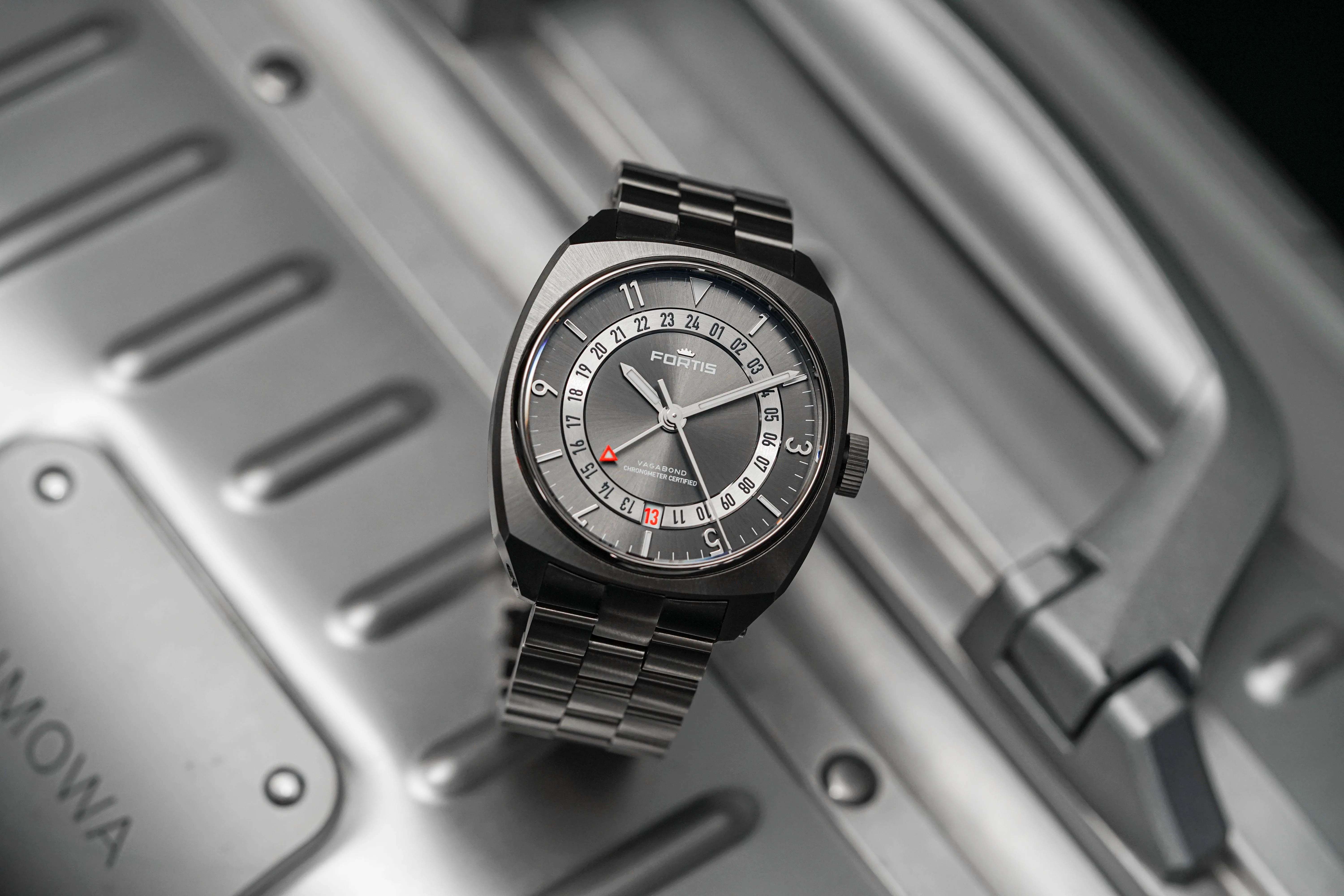 Fortis Vagabond V-40 Urban Shadow Men's Watch F6660004