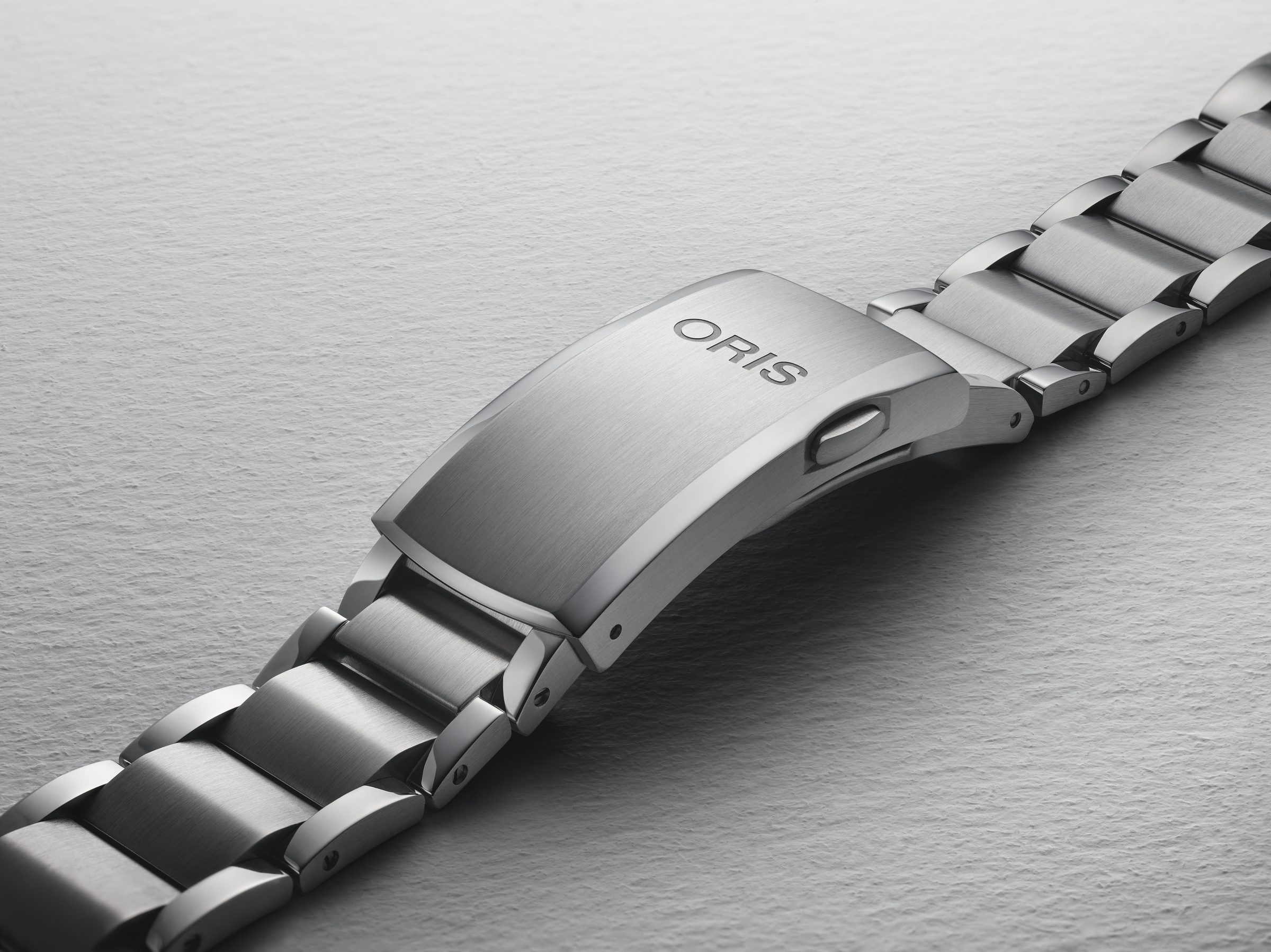 Oris men's watch Aquis 01 400 7790 4150-07 8 23 02PEB