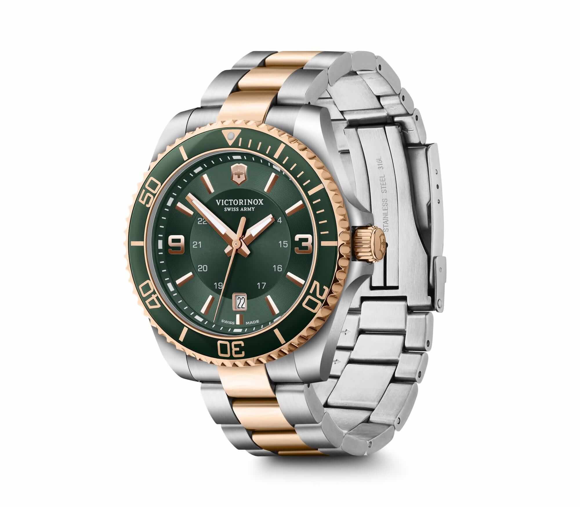 Victorinox Maverick 43 men's watch 242008