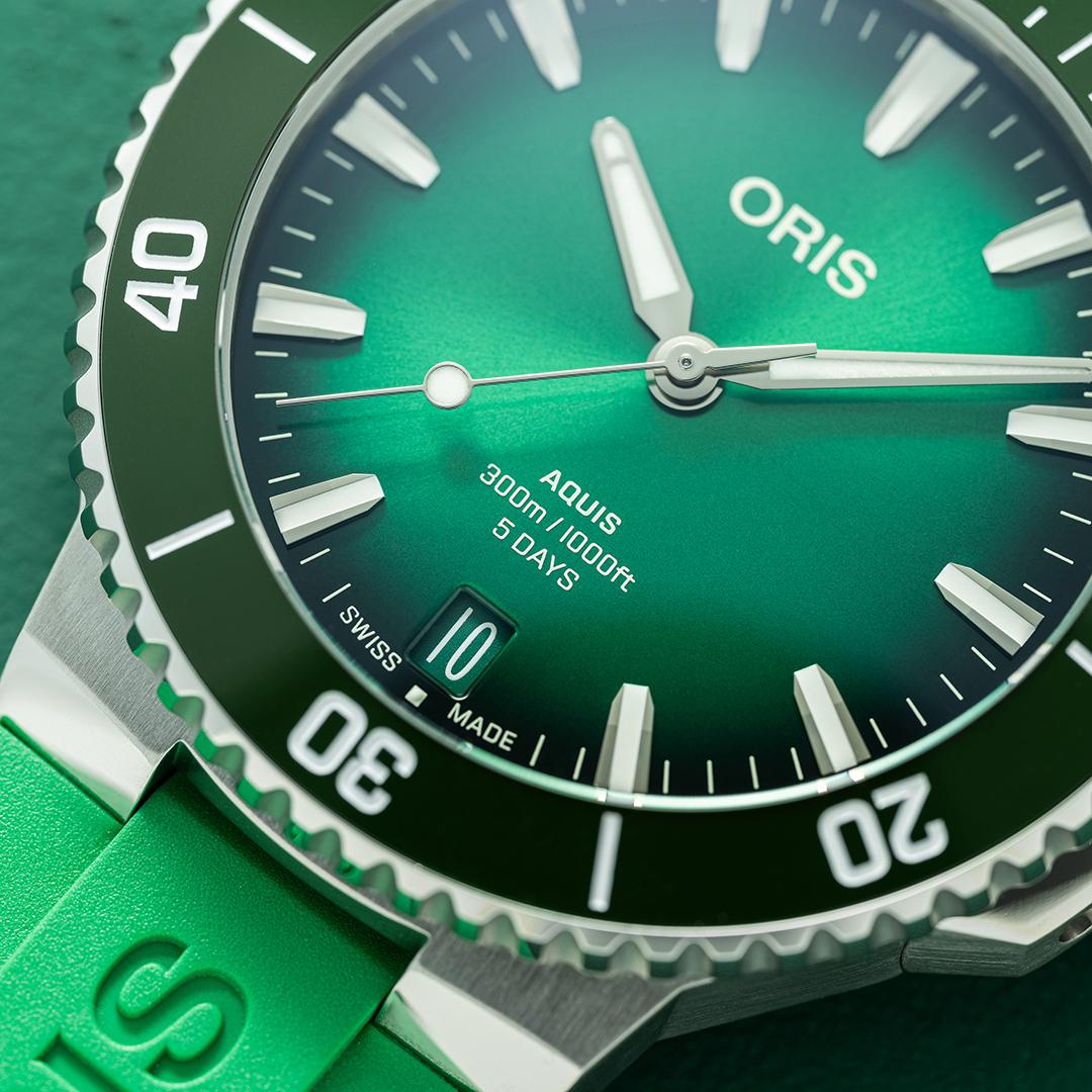 Oris men's watch Aquis 01 400 7790 4157-07 4 23 47EB