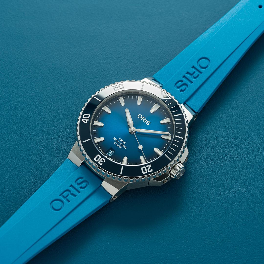 Oris men's watch Aquis 01 400 7790 4135-07 4 23 45EB