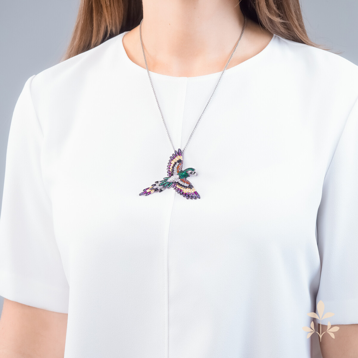 At that time Falco parrot pendant SZA-3990-167
