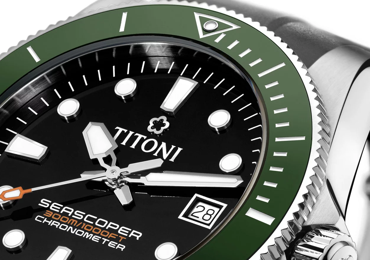 Titoni Seascoper 300 men's watch 83300 S-GN-R-702