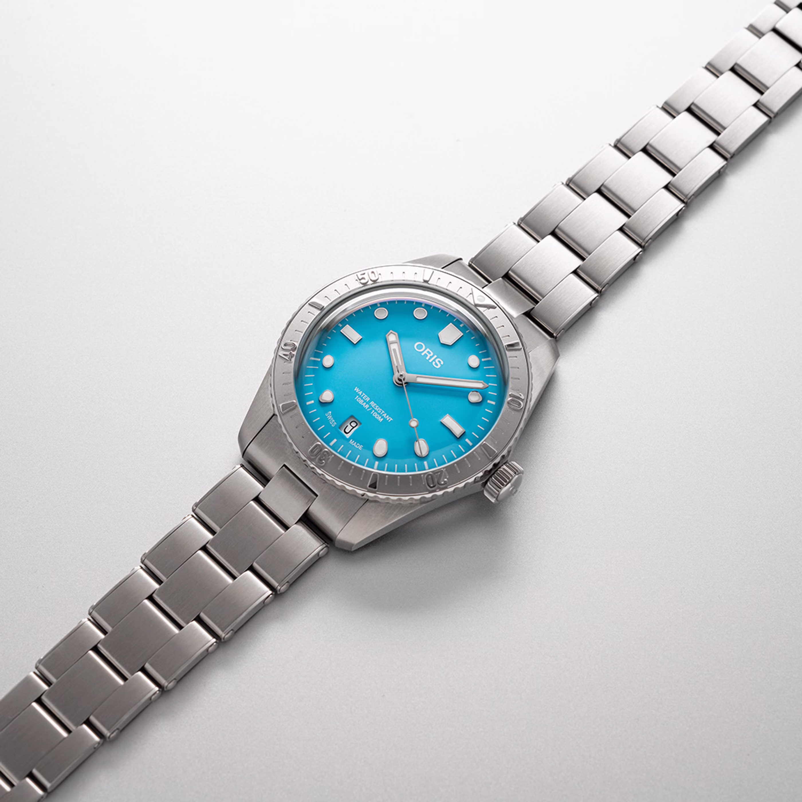 Oris Divers Sixty-Five Cotton Candy 38mm, Diver's Watch, Stainless Steel, Blue Men's Watch 01 733 7771 4055-07 8 19 18