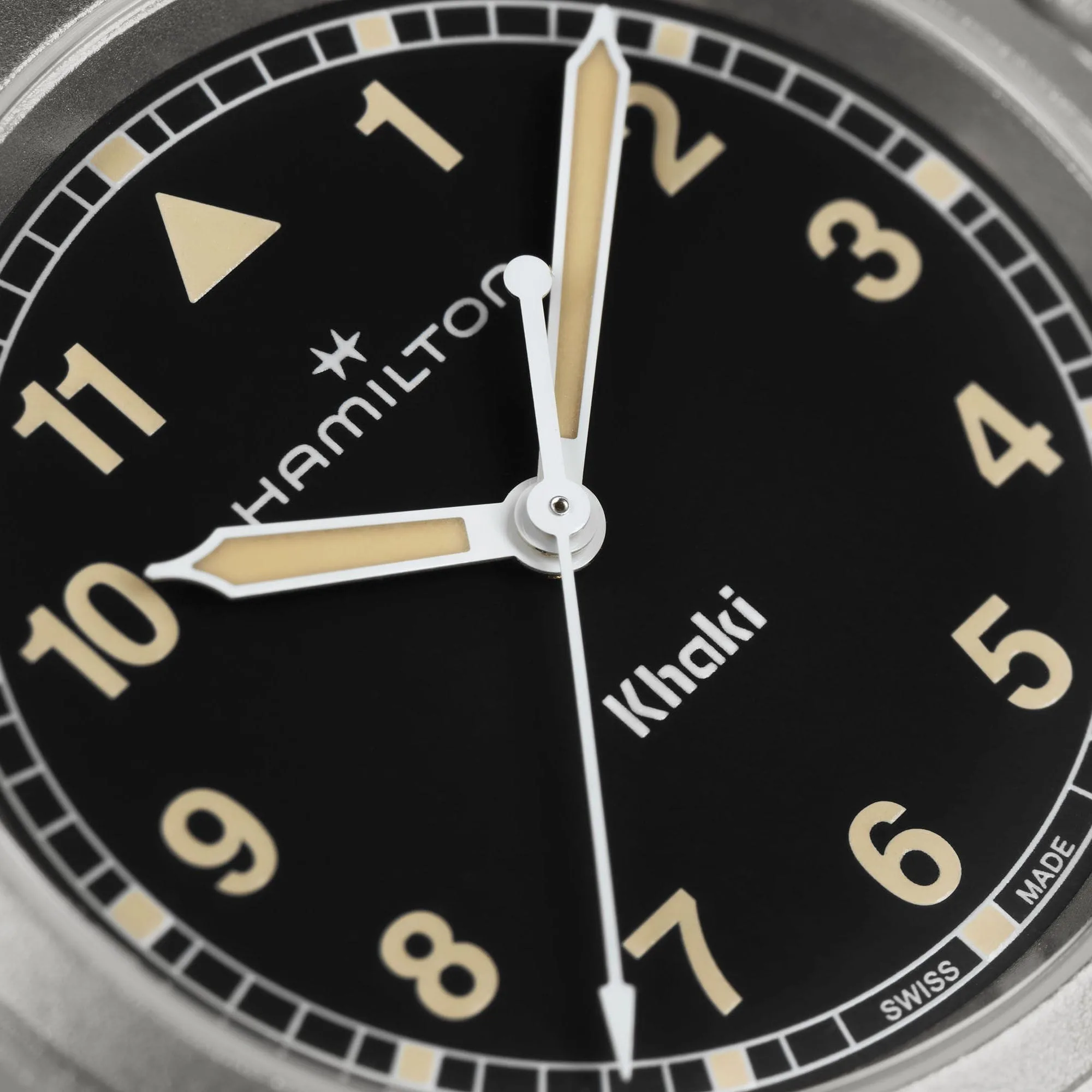Hamilton Khaki Field Quartz 38 mm Men's Watch H69401930