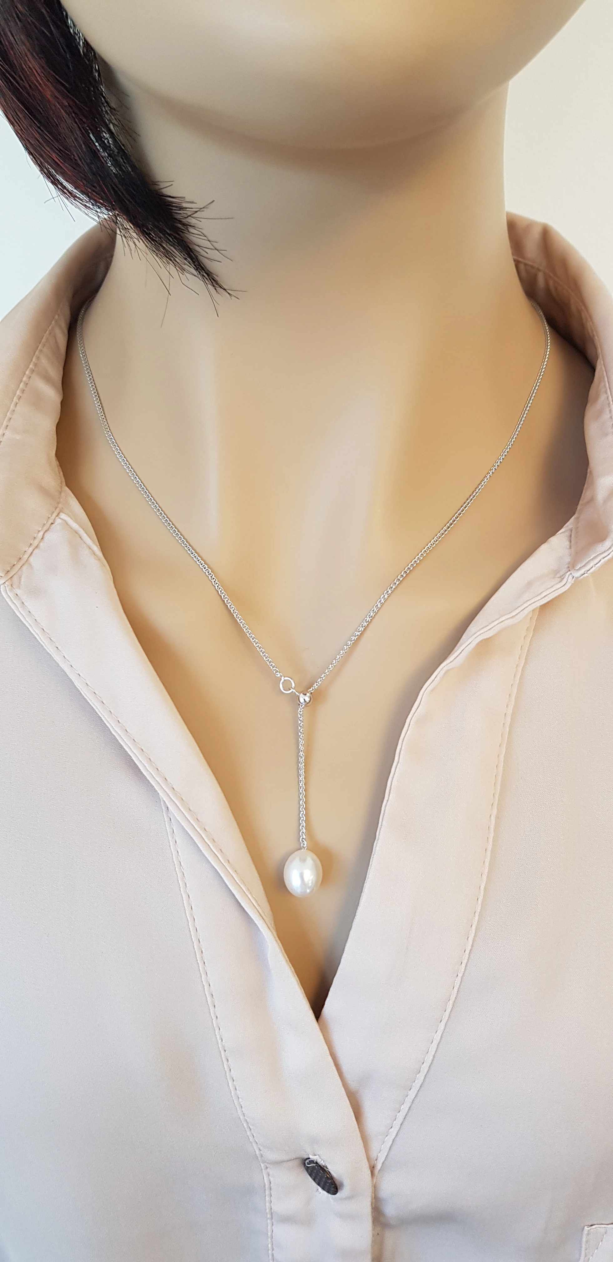 Adriana Y-necklace freshwater white drops length 54 cm L27