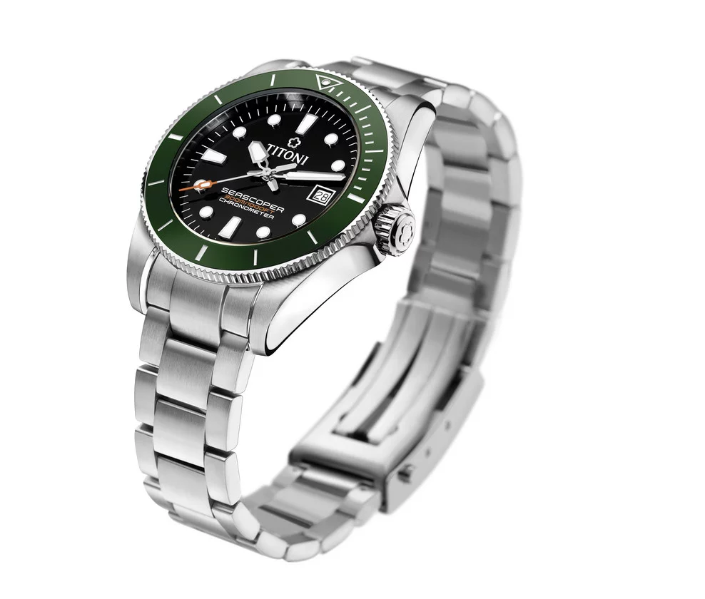 Titoni Seascoper 300 men's watch 83300 S-GN-702
