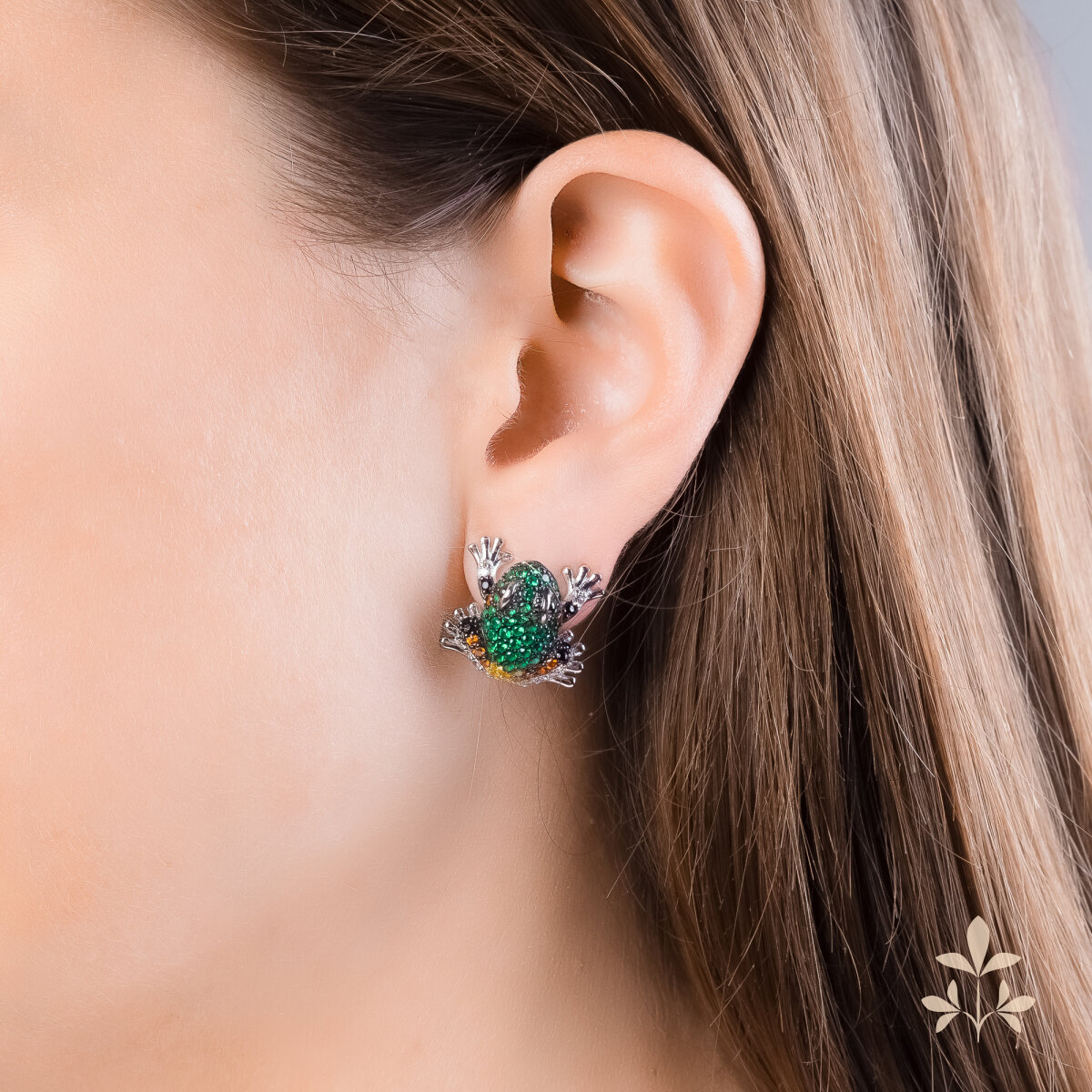 Back then Floppy Frog Earrings SZA-2990-142