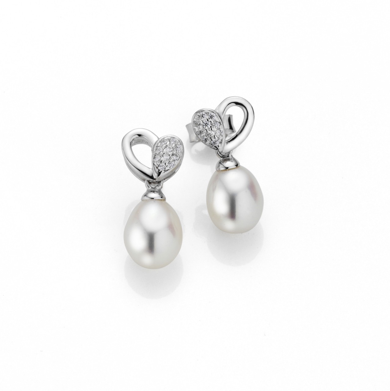 Adriana earrings with heart element made of silver, zirconia stones and freshwater pearl T1