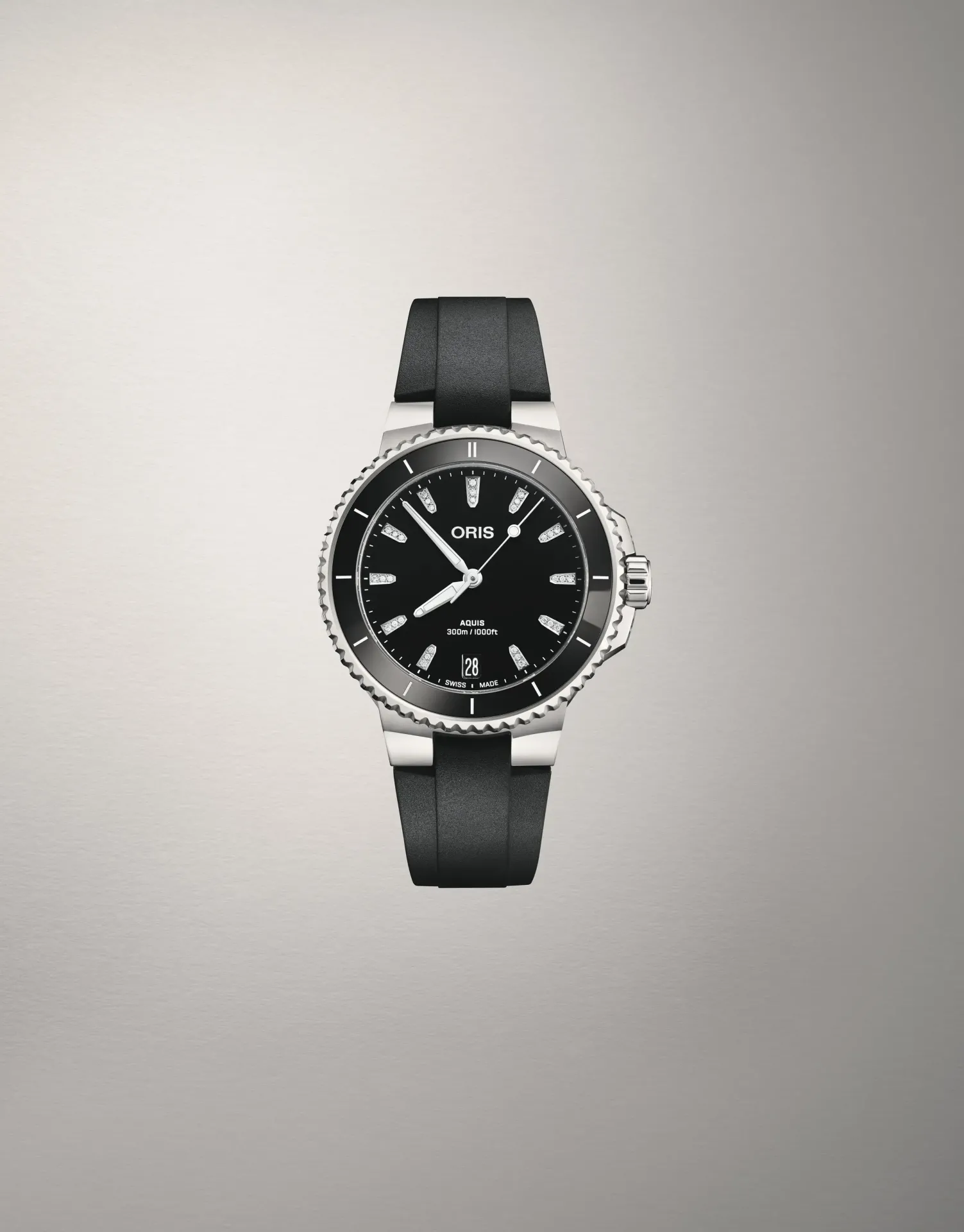 Oris Aquis Date Diamonds 36.5mm, ceramic bezel, 33 diamonds, ladies' watch 01 733 7792 4194-07 4 19 64FC